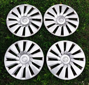 Poklice kryty kol 16" Škoda Scala Octavia