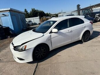 Mitsubishi lancer. 1.6i 2012 pojizdne