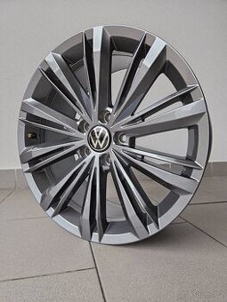 Orig. Audi Q8 Zimní Continental 265/50/20 - Top