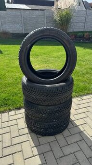 Zimní pneumatiky Nokian Tyres WR Snowproof P 215/45 R17