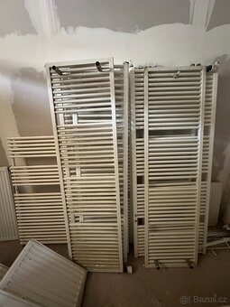 Funkční použité radiátory, žebříky