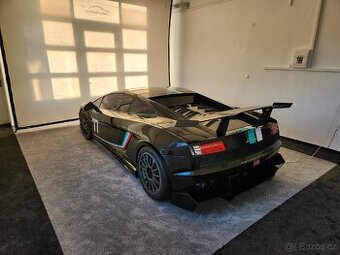 Lamborghini Gallardo GT3 -simulátor ze skutečného vozu