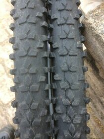 Prodám pláště 29