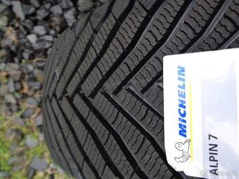 4x nové 205 50 17 zimní MICHELIN 205/50/17