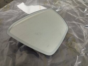 Octavia III pravé samostmívací sklo zrcátka. 5E0 857 522 C