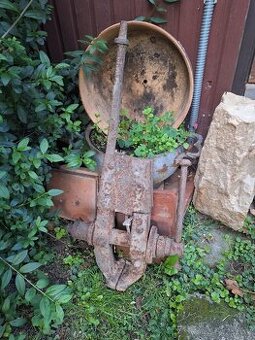 Svěrák stary kovarsky