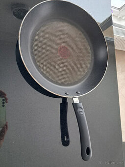 Velká  Tefal pánev 31,5 cm