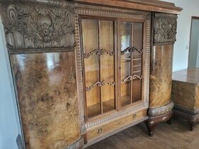 Starožitný  nábytok