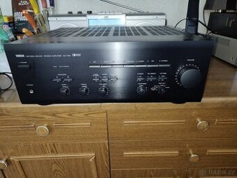 Prodám velice solidní a kvalitní zesilovač YAMAHA-AX730 , vý