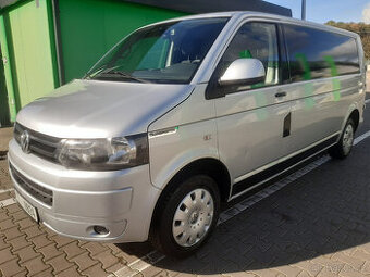 VW Transporter T5 facelift,2,0 103kw, r.v.2010, 3místo, long