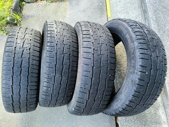 Prodám zimní pneumatiky rozměr 215/60/17C