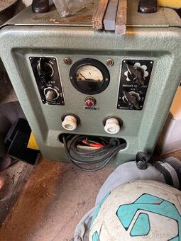 Plně funkční autonabiječka selenový usměrňovač