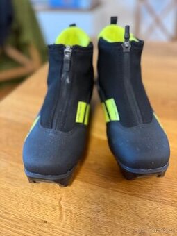 🎿 Dětské běžkařské boty Fischer XJ Sprint, velikost 34