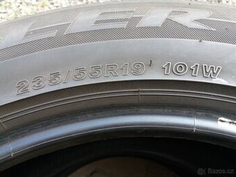 2ks letní pneu 235/55 r19