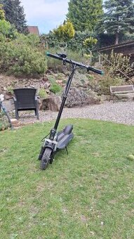 Elektrokoloběžka bt500