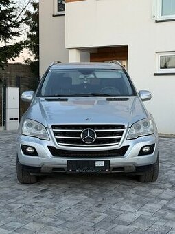 Mercedes-Benz ML 320 CDI AMG Offroad paket, 2010