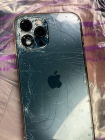 Leží ti doma rozbitý iPhone ?