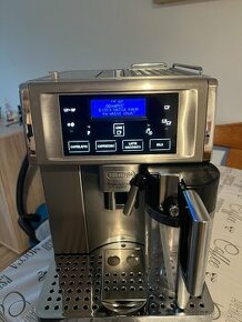kávovar ESAM 6750 Prima Donna Avant DeLonghi