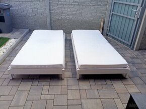 Prodám dvě stohovatelné postele 90/180cm x 200cm