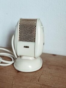 Starý mikrofon AEG D11/B, Německo, 1959