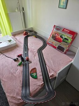Carrera GO autodráha CARS Race o Rama Disney McQueen 1:43