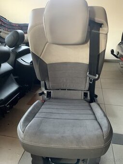 Prostřední sedadlo Alcantara VW Multivan T7 v Top Stavu - 1