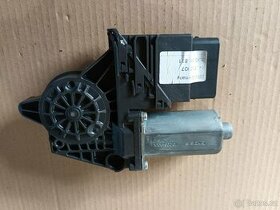 MOTOR STAHOVAČKY OKNA ŠKODA SUPERB L.Z.