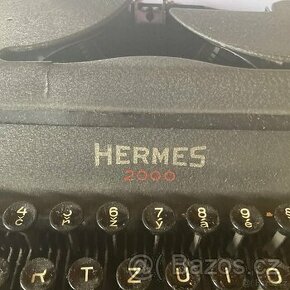 Prodám psací stroj Hermes 2000