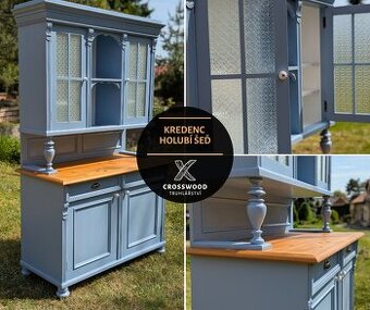 Starožitná kredenc/příborník po renovaci