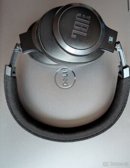 Bluetooth sluchátka JBL LIVE 660