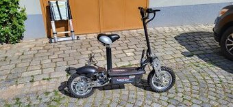 Skládací, terénní e-kolobežka