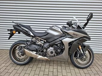 Suzuki GSX-S 1000 GT 2025 (STŘÍBRNÁ)
