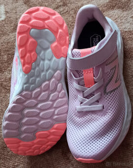 Tenisky New Balance nové vel. 30,5