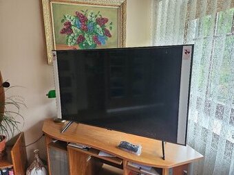 Televizor Samsung Q60R 138 cm.