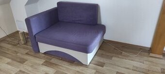 Fialové rozkládací křeslo