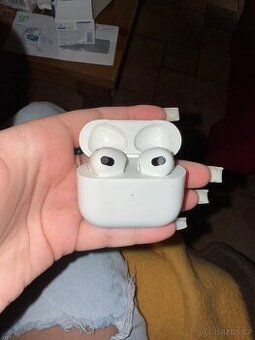 Apple AirPods 3