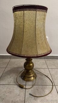 Starožitná mosazná lampa