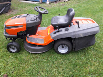 Záhradní traktor,sekačka,kosačka