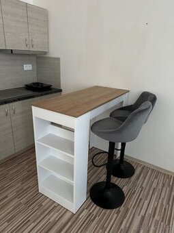 Barový stůl / barové židle