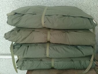 Vojenský spacák AČR vz.67