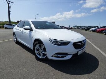 Opel Insignia 2,0 CDTI LED - 1