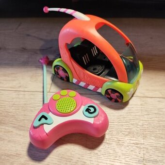 LPS littlest petshop auto svítí, jezdí, vydává zvuky