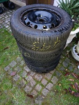 Zimní 185/60/15 Kleber