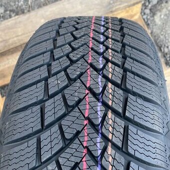 Mega akce Nove Zimni pneu 195/65 R15 91H Barum