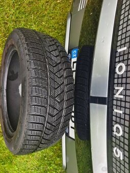 Zimní pneu Pirelli R19 Scorpion