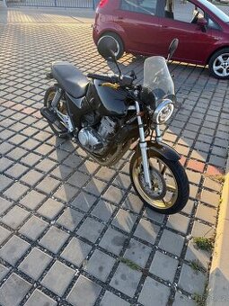 Hondu CB 500 cafe racer