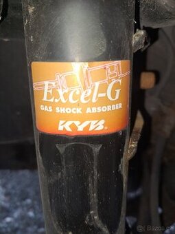 Volkswagen golf 5  interiér sedačky s výhrevem tapce