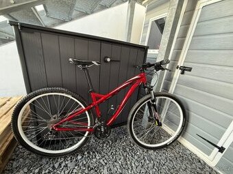 Specialized dámské kolo,17/29, leva při ryclém jednání