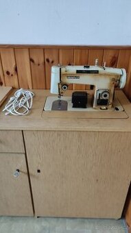 Šicí stroj