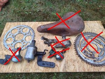 Směs dílů na stará kola